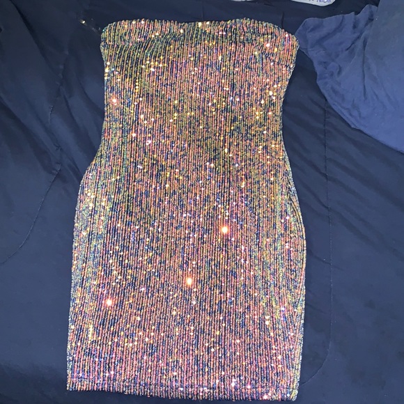 edge Dresses & Skirts - Sequin Metallic Dress